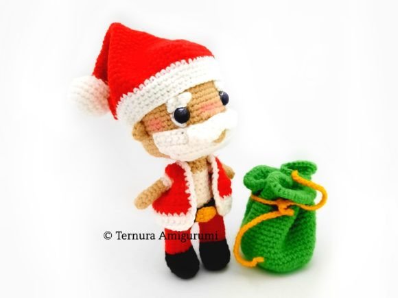 Santa Claus Crochet Pattern: A Designer's Review for Holiday Branding
